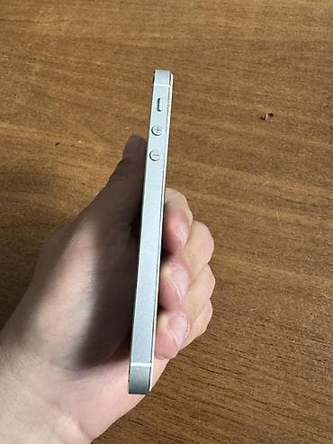 yeni iphone 5s: IPhone 5s, Gümüşü, Barmaq izi — 4