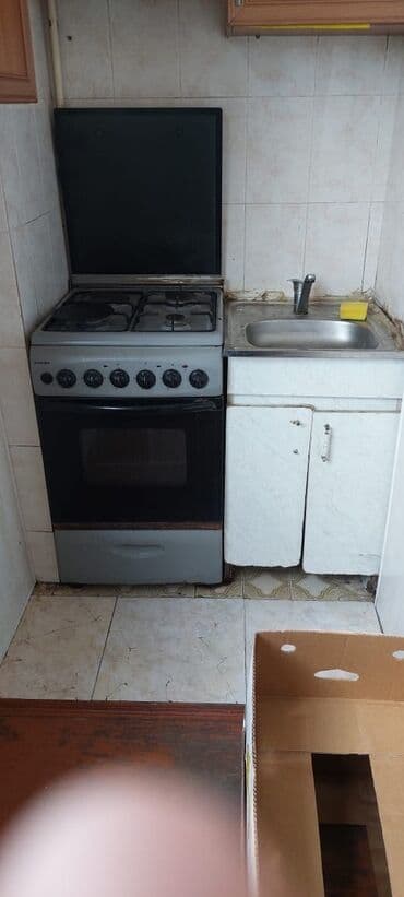 həzi aslanov metrosu kirayə evlər: Kirayə verilir: kirasadə, mebellə təmin olunmuş otaqlı mənzil/ev — 8