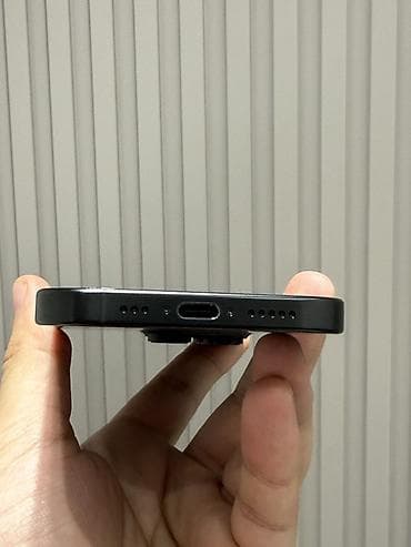 vozol 6 k: IPhone 16 Pro, 256 GB, Black Titanium, Zəmanət, Simsiz şarj, Face ID — 4