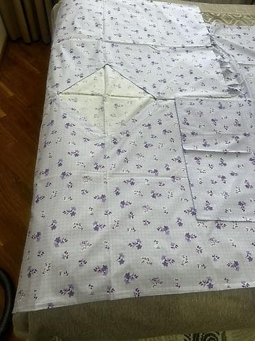 Parçalar: Bənövşəyi çiçək naxışlı yataq dəsti parçaları - Naqış və rəng: Açıq — 4