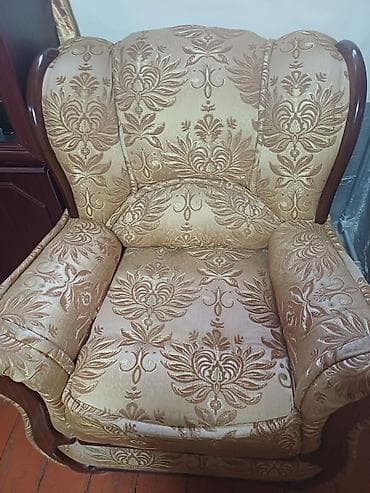 servan: Klassik qonaq otağı dəsti - Kreslo: Yumşaq, dərin oturacaq və yüksək — 1