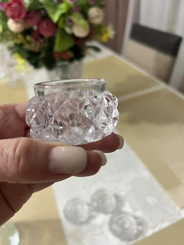 4 dənə. Hərəsi - 5 man. Təptəzə
Солонка - 4 шт. Каждая по 5 ман