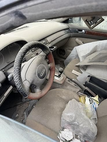 mercedes disk per page 40: Audi A6 (C5) sedan – qara rəng, 5 yerlik, avtomatik ötürücü. Mator — 3