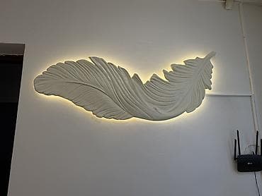 panel aboylar: Dekorativ divar panosu – LED işıqlı “lələk” kompozisiyası - Material — 1