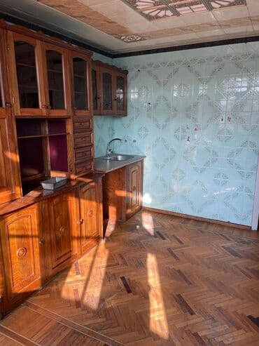 ist petrol tbilisi prospekti: Bakı, 4 otaqlı, Köhnə tikili, m. Əhmədli, 100 kv. m — 7