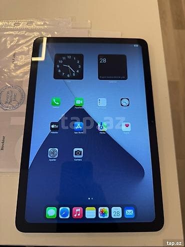 ipad 10th generation: Apple iPad Pro 11 (2-ci nəsil) – Gümüş il 20024 - 11 düym Liquid — 3