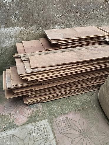 rezin doşəmə: Salamüstdən çıxma laminatdır.Təxmini 17 kv dır — 1
