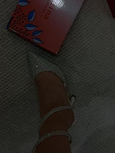 bağlı ayaqqabılar: Ölçü: 36, rəng - Ağ, Yeni — 2