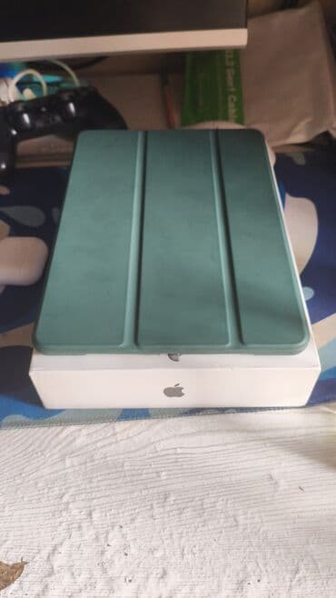 j 7: IPad 2018 (6-cı nəsil) satılır Vəziyyəti: işlək Komplekt: • Orijinal — 3