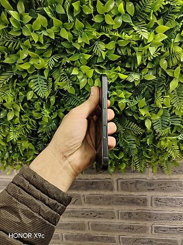 redmi not 6 pro: IPhone 16 Pro, 256 GB, Black Titanium, Zəmanət, Kredit, Simsiz şarj — 4