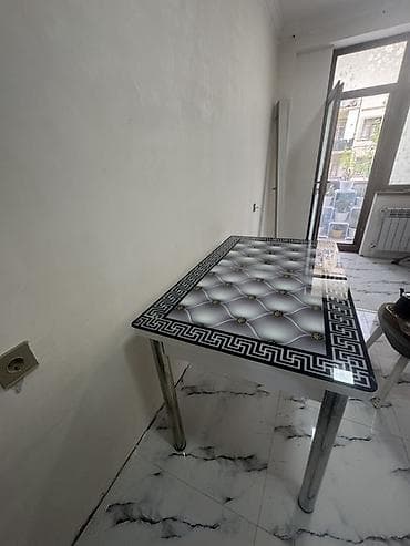 berber masasi: Mətbəx masası, Açılan, Şüşə, Dördbucaq masa — 3