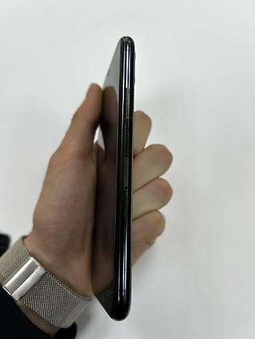 ön kamera: IPhone 11 Pro, Space Gray — 8