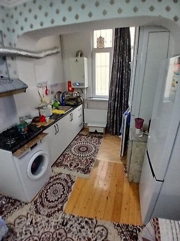 rengli metbex mebelleri: Mətbəx mebeli və texnika dəsti - Uzun tezgah və çoxsaylı alt — 2