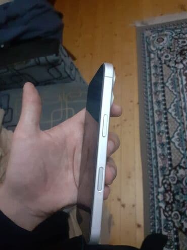 телефон баку: IPhone 16 128 yadas ideal vezyetdedir Karobkasi adaptörü var 100 pil — 4