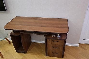 düz divanlar: Düz masa, Polkalı, Siyirməli, Teksturalı laminat — 2