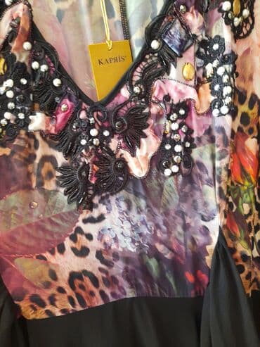 коктейльные платья в баку: Kapriz brend.geyri adi naxiwli paltar.awagi hissesi klyowdu.hem — 9