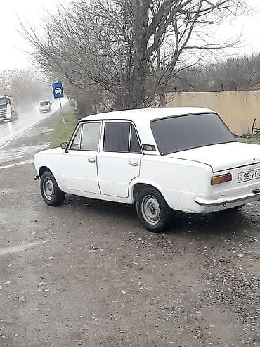 r13 tekerler: VAZ 2101, ağ rəngli sedan tecili satılır maşın göyçaydadı — 3