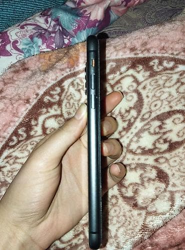 işlenmiş telefonlar ucuz: IPhone 11, 64 GB, Qara, Face ID — 6