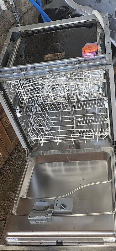 аристон для кухни: Посудомойка Ariston, Полногабаритная (60 см), Встраиваемая, Б/у — 3