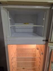 Mətbəx üçün digər texnika: İşlənmiş 2 qapılı Beko Soyuducu Satılır, rəng - Ağ, Təkərli — 3