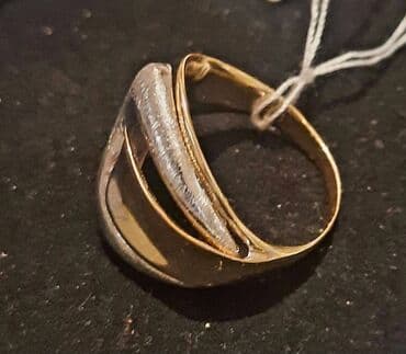 zümrüd qaşlı üzüklər: Üzük, Sarı qızıl, 585 Əyar — 3