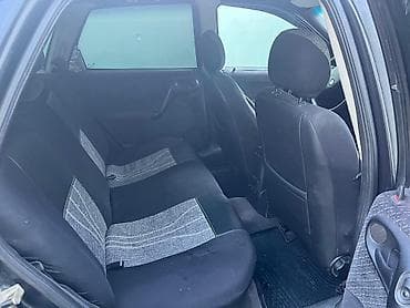 5 30 yag: Opel Vectra: 2 l | 1996 il 230000 km Sedan — 2