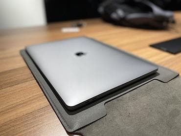 apple mac: İşlənmiş Apple MacBook, 15.4 ", Intel Core i7, 256 GB, Ünvandan götürmə, Pulsuz çatdırılma — 2