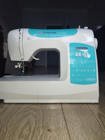 Singer C5205 tikiş maşını - Elektron idarəetmə paneli və LCD ekran