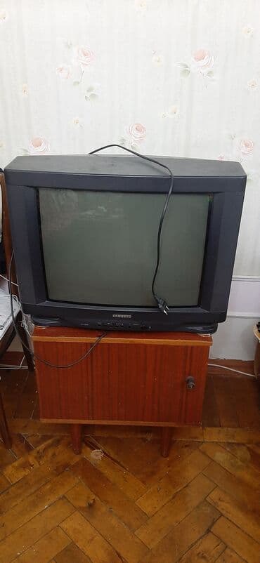 Smart TV bokslar: Köhnə televizor, çox yaxşı vəziyyətdə, heç bir problemi yoxdur, xarab — 3