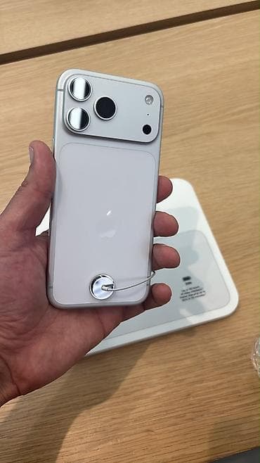 iphone 7 pro max: IPhone 17 Pro Max, 256 GB, Matte Silver, Face ID — 1