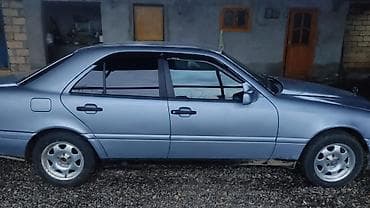 carolla disk: Mercedes-Benz C-Class sedan - Kuzov: 4 qapılı sedan, açıq boz rəng - — 4