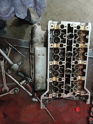 Mühərrik və mühərrik detalları: Mersedes 111 2 motor qalifkasi hersey ustunde salniklerne kimi — 1