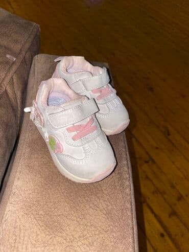 детская осенняя одежда: Кроссовки, Для девочек, 19 — 1