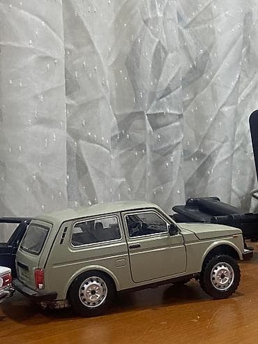 CD, DVD disklər və kassetlər: Dal stoplar islenilib diskler islenilib qabag pavorotnikler arxa qutu — 2