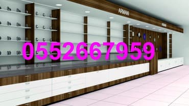 Ofis mebeli: Stend vitrinlərinin yığılmsı — 8