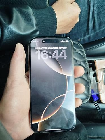 i̇pona: IPhone 16 Pro, 128 GB, White Titanium, Simsiz şarj, Face ID, Sənədlərlə — 2