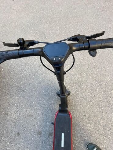 Giroskuterlər: Elektrik skuter – Win7 (qara-qırmızı) - Güclü və rahat şəhər — 1