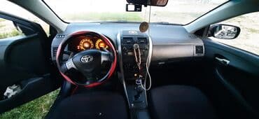 xanımlar üçün maşınlar: Toyota Corolla: 1.6 л | 2007 г. Седан — 5
