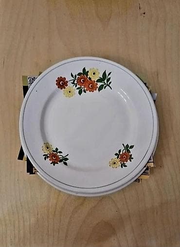 desmal desti: Boşqablar, 4 ədədli dəst, rəng - Ağ, Keramika, SSRİ — 1