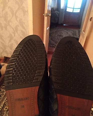 kişi eynəyi: Gencede satilir deri Ferragamo brendi Turkiye istehsalidir ayaqabi bir — 5