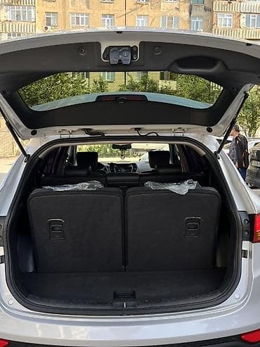 peri: Hyundai Santa Fe: 2 l | 2014 il Ofrouder/SUV — 4