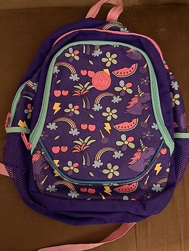 yun donlar: İki ədəd çanta 5 m biri 1) Uşaq çantası: - Rəng: bənövşəyi əsas — 1