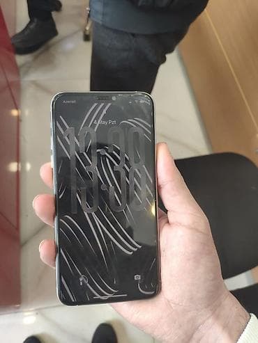 iphon xs: IPhone 11 Pro, Gümüşü, Face ID — 1