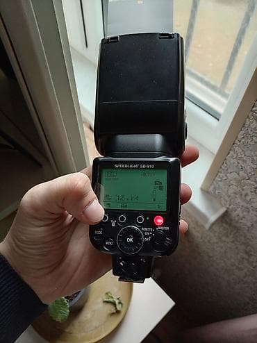 kamera işıq: Nikon Speedlight SB-910 fotoaparat üçün peşəkar xarici fləş — 8