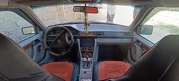 bmw e39 diesel: Mercedes-Benz W124: 2 l | 1991 il Sedan — 4