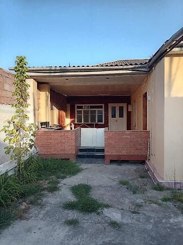 kiraye evlerin kreditle satisi: 4 otaqlı, 110 kv. m, Orta təmir — 1