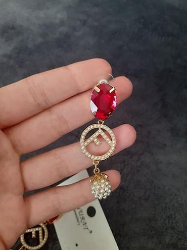Серьги fendi новые бижутерия — 4