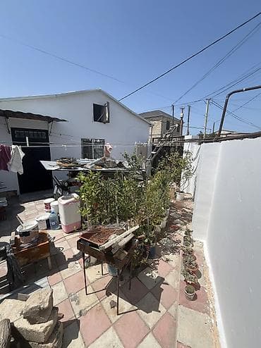 nzs qesebesinde 3 otaqli ev type 1: 3 otaqlı, 75 kv. m, Orta təmir — 2