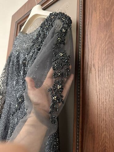 450 manata alınıb 2 dəfə geyinilib ❗️QİYMƏTDƏ RAZILAŞMAQ OLAR .❗️