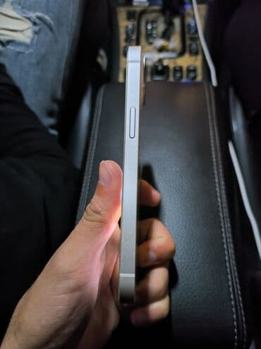 kontakt home iphone 13 qiymeti: IPhone 13, Face ID — 4